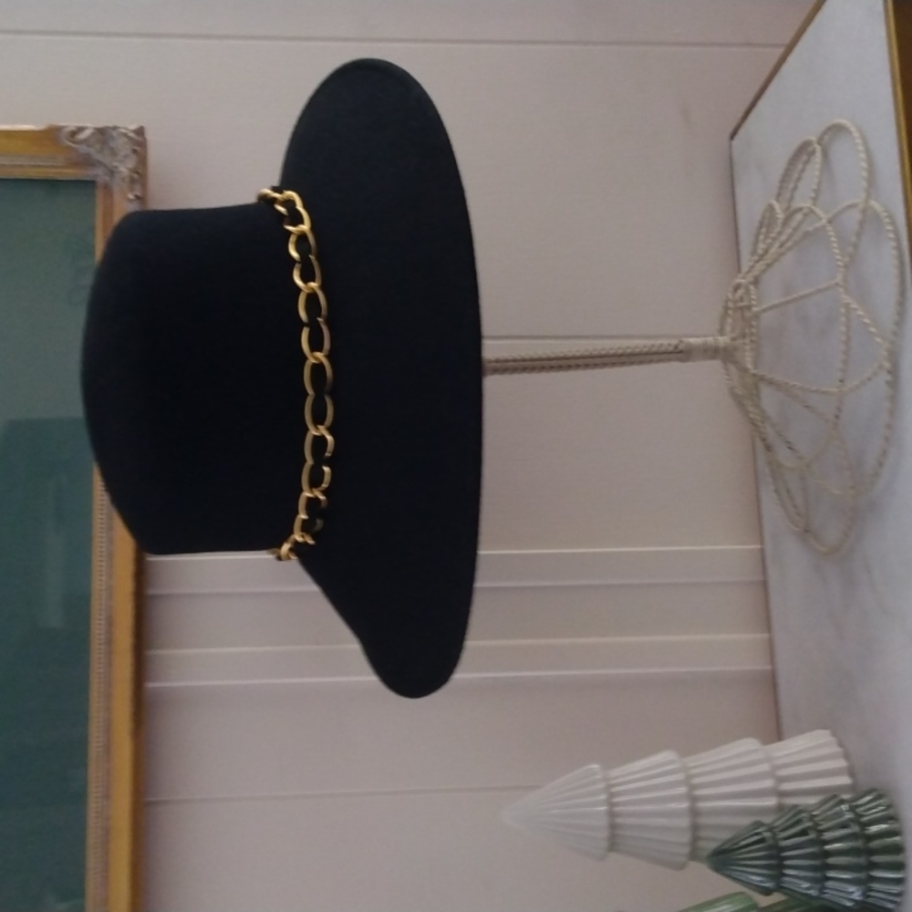 NWOT NINE WEST Wool Felt Hat